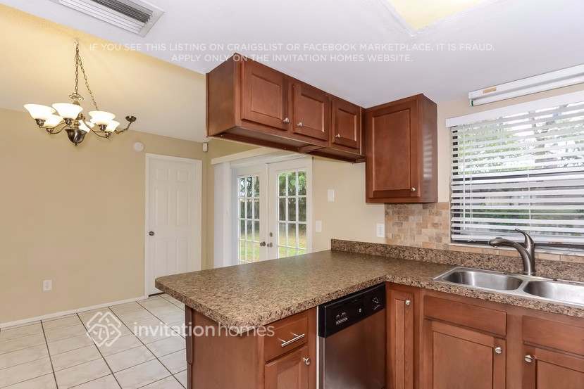 Building Photo - 7303 Box Elder Dr