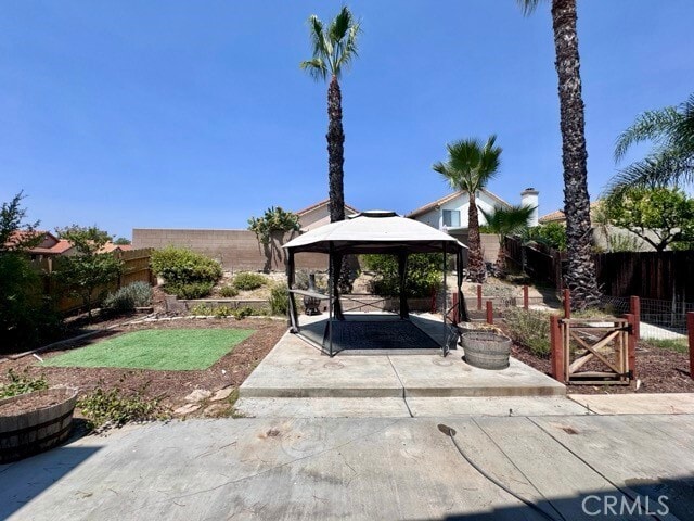 Building Photo - 39709 Garin Dr