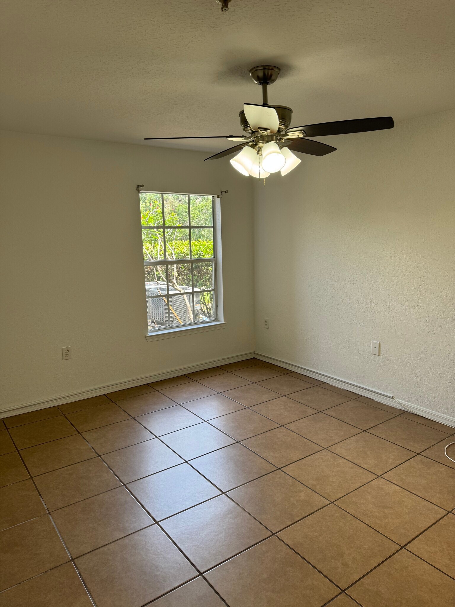 Building Photo - 7417 Vista Way