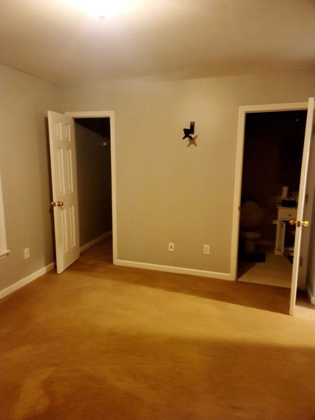 Building Photo - 1018 Brighton Crest Cir