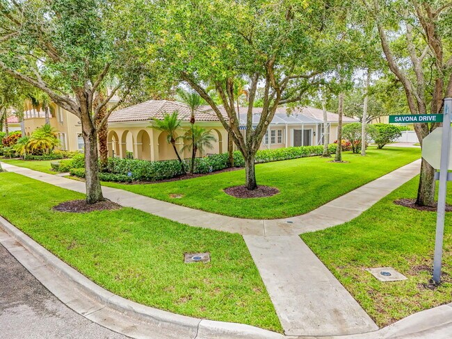 Building Photo - 121 Savona Dr