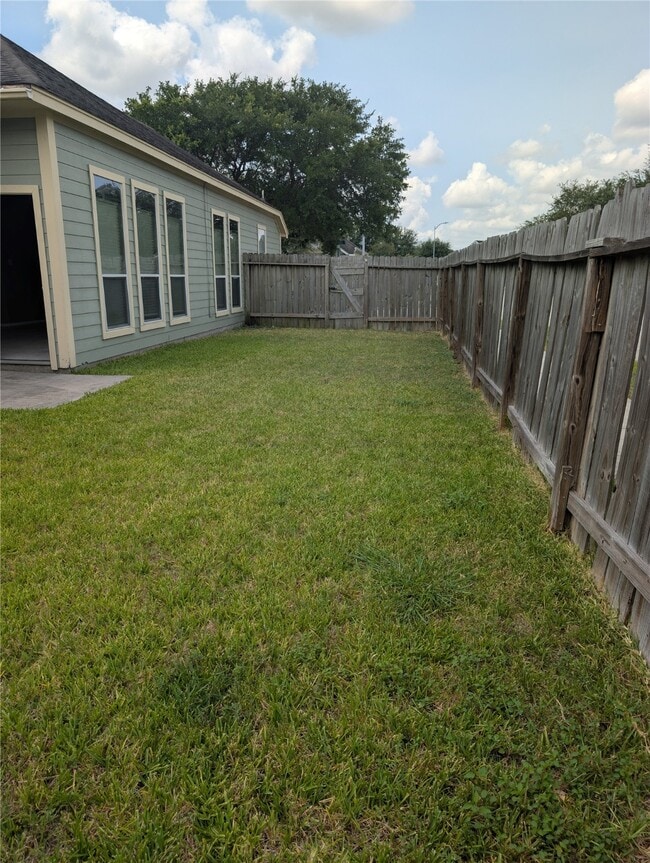 Building Photo - 16626 Williamhurst Ln