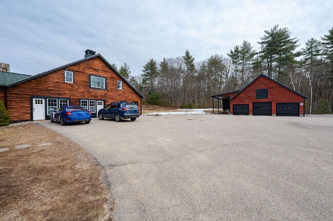 Building Photo - Hilltop Sanctuary Living | Open-Concept 2BR Loft-Style Home | Utilities Included | Barrington, NH