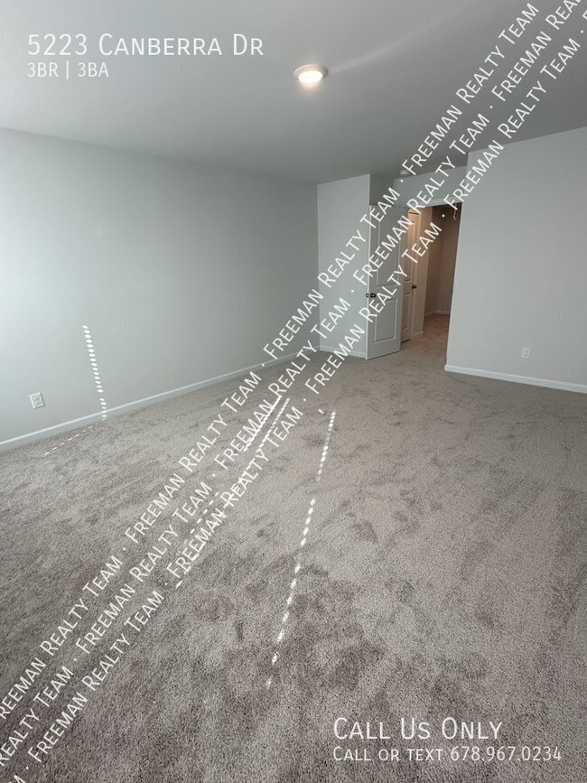 Building Photo - 5223 Canberra Drive