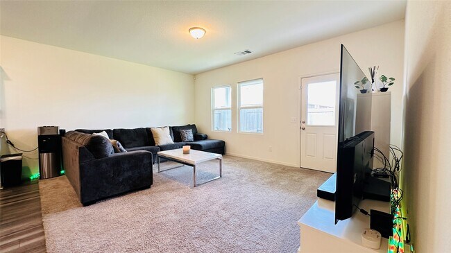 Building Photo - 13507 Northwood Briar Dr