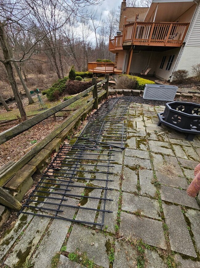 Building Photo - Remarkable 5 Bedroom Home For Rent in Mentor