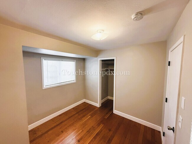 Building Photo - 18101 SE Arista Dr