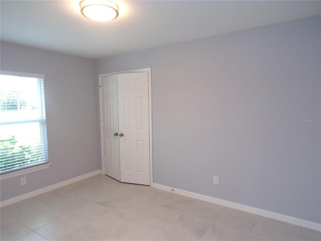 Building Photo - 25583 Deep Creek Blvd