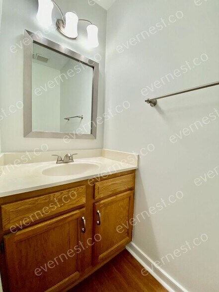 Building Photo - 10716 Oceana Ct