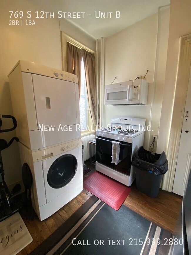 Building Photo - 769 S 12th St