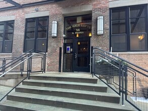 Building Photo - 14 N Peoria St