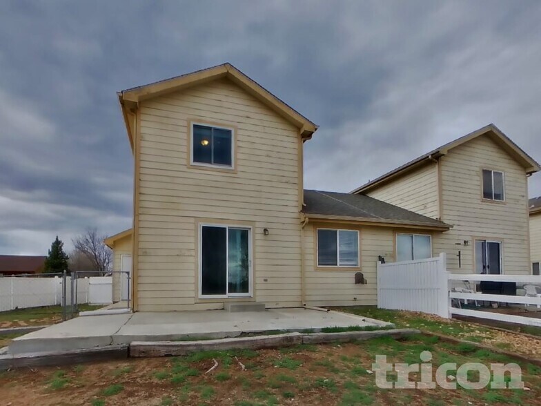 Building Photo - 500 N 28th Ave