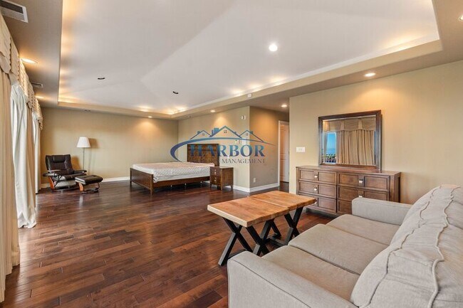 Building Photo - 1504 Vía Margarita