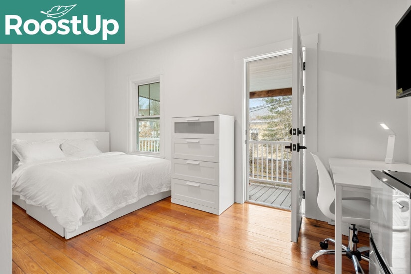 Building Photo - Furnished Bedroom with Private Ensuite Bath in Brighton!