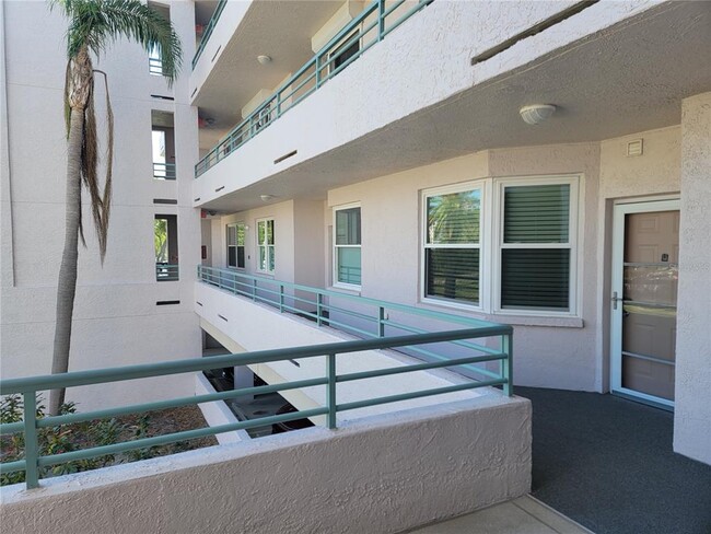 Building Photo - 8000 Sailboat Key Blvd S