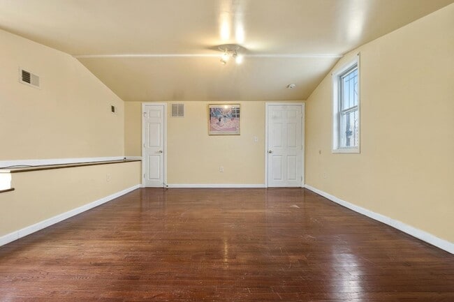 Building Photo - 155 Arlington Ave