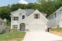 Building Photo - West Knoxville 37932 - 4 bedroom, 2.5 Bath home - Contact Sharon Arnwine (865) 313-7215
