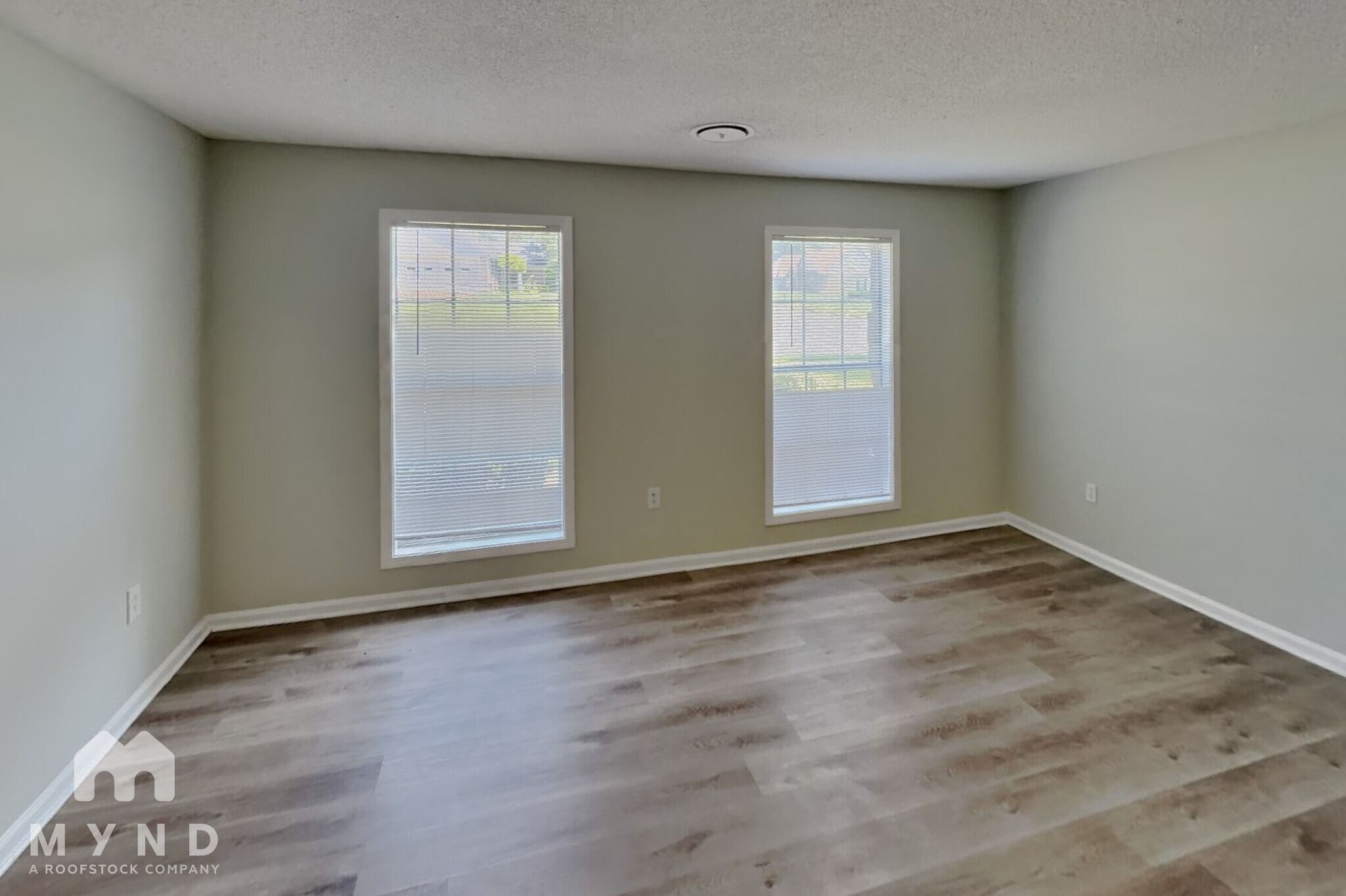 Building Photo - 2569 Richwood St