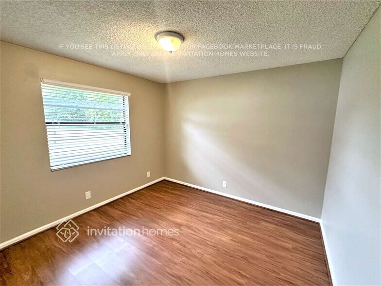 Building Photo - 13643 Ishnala Cir