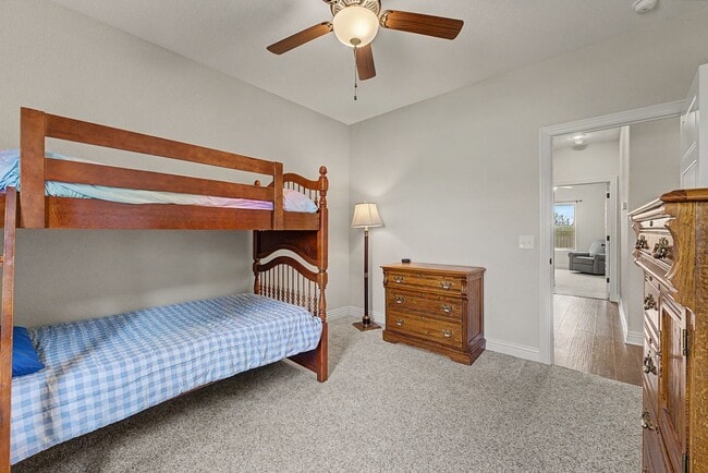 Building Photo - 4 bedroom 2 bath Praire Grove Home! Upgrades Galore!