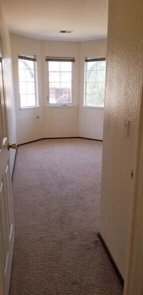 Building Photo - 1520 Adeline St