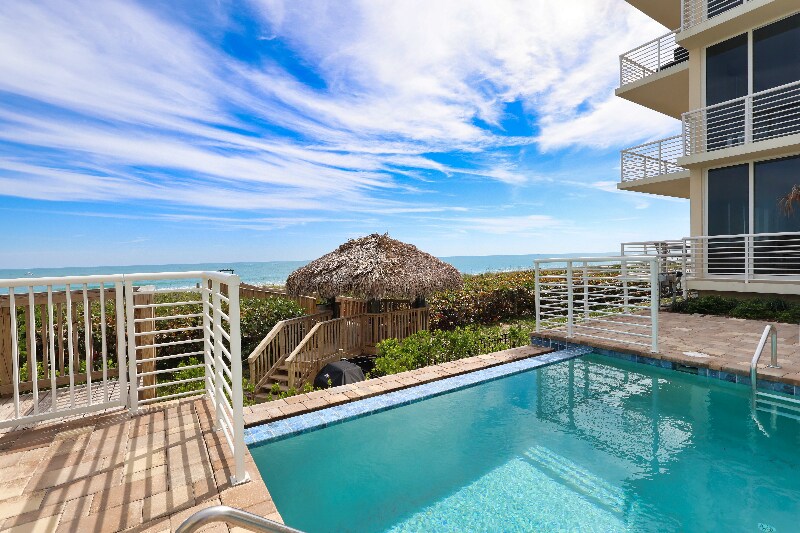 Building Photo - 4810 N Hwy A1A