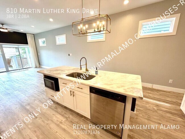 Building Photo - 810 Martin Luther King Dr