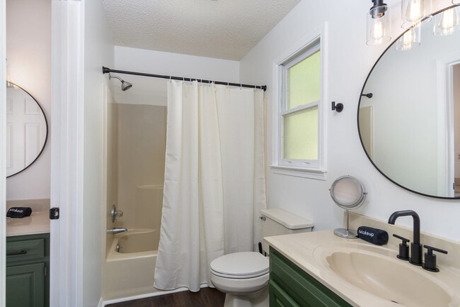 Building Photo - 54 Hyder Ln