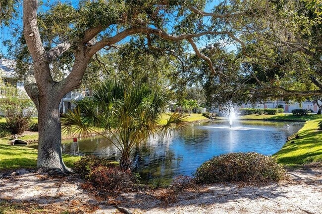 Primary Photo - 106 Sun Isle Cir