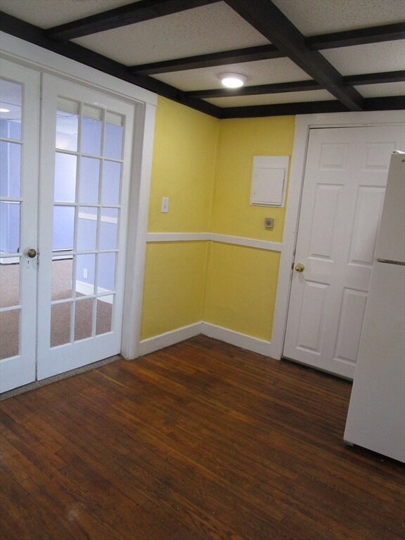 Building Photo - 216 Irving St