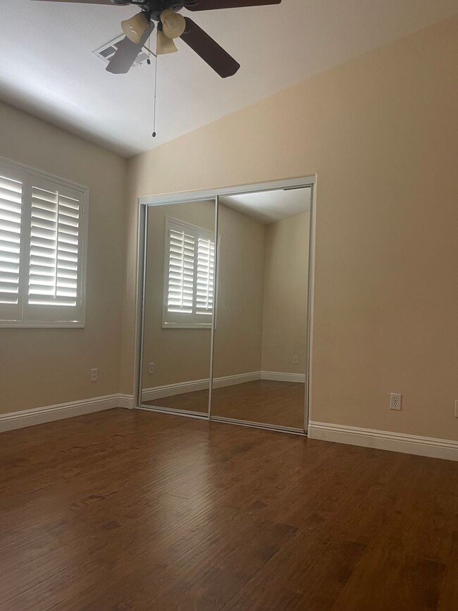 Building Photo - 1 story, 3br, 2 bth, 2cg, 1 RV
