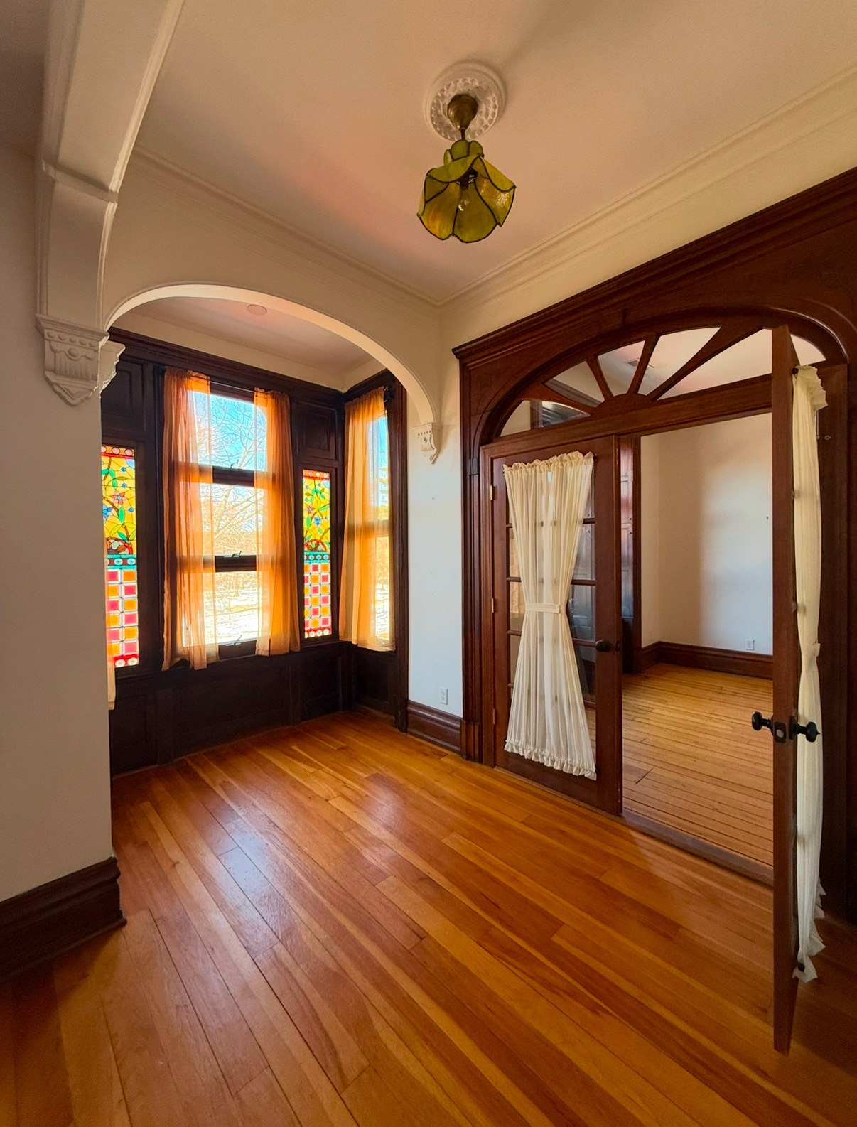 Front bedroom - 218 3rd St