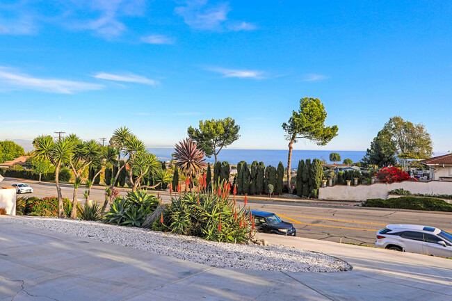 Building Photo - 30717 Palos Verdes Dr E