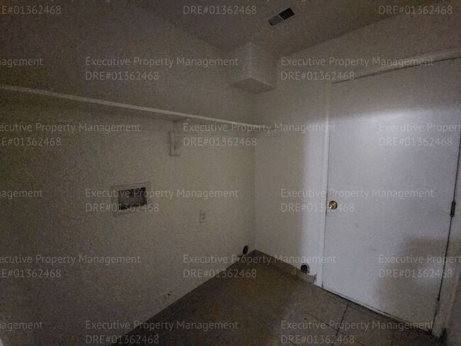 Building Photo - Location, Location (93313 HARRIS RD/ ASHE ...