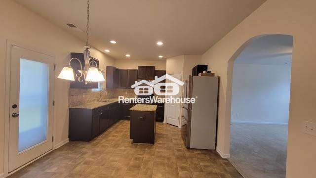 Building Photo - 5788 Grande River Rd