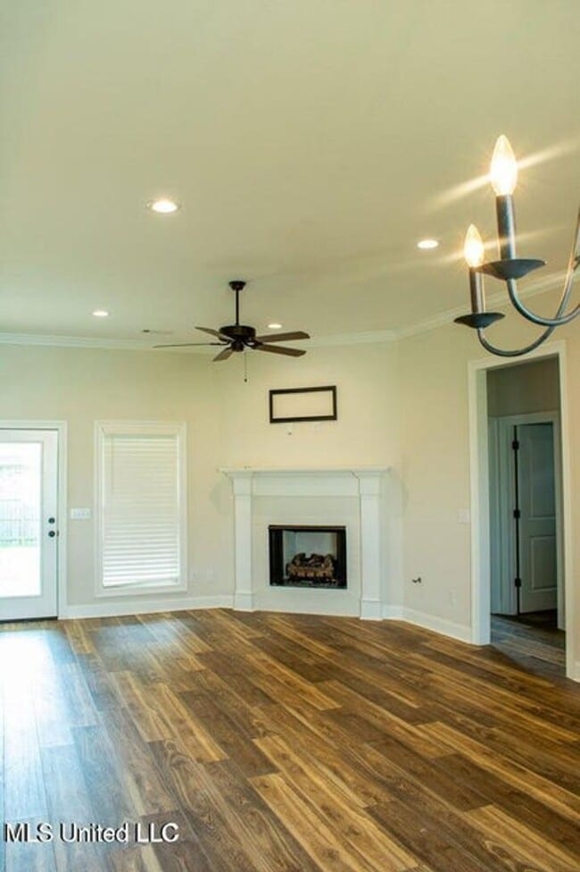 Building Photo - 3 Bed/2 Bath Home in Woodscope of Oakfield