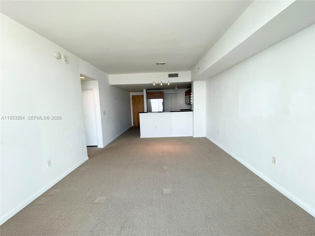 Building Photo - 253 NE 2nd St