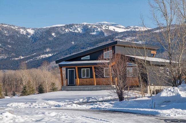 Building Photo - 363 Palisade Trail