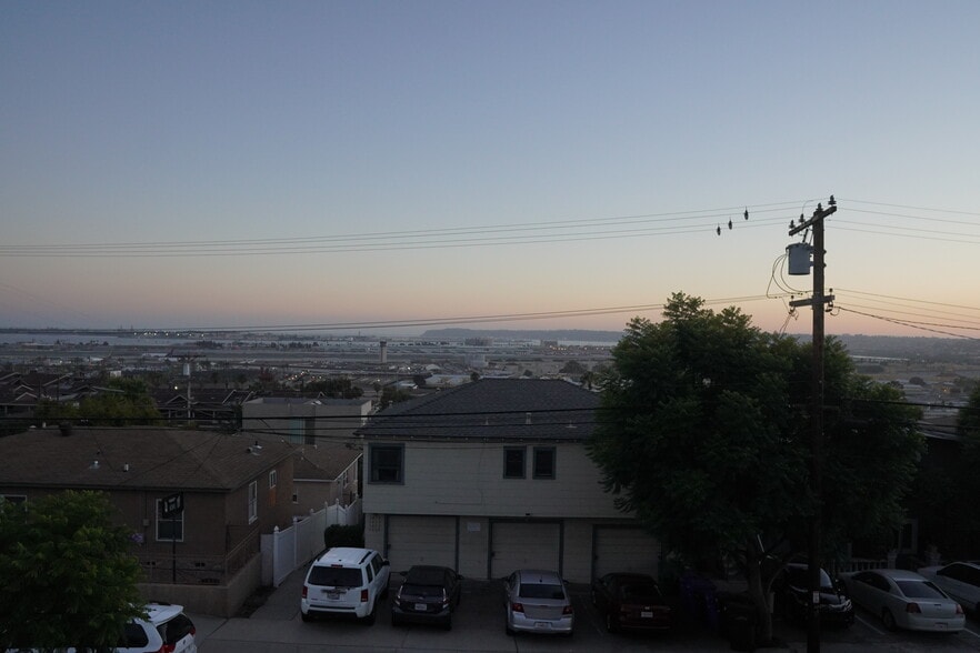 Building Photo - 1814 Linwood St