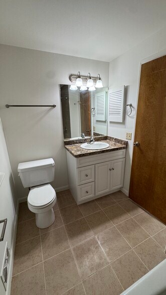 Building Photo - 63 Havenwood Holw