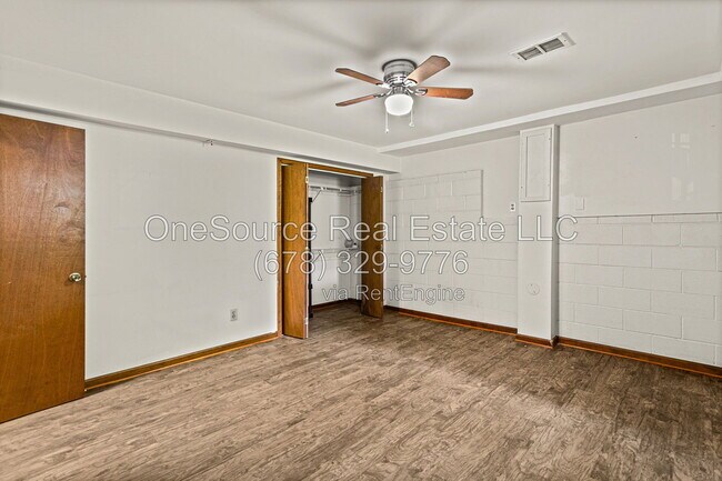 Building Photo - 195 Cross Brook Dr