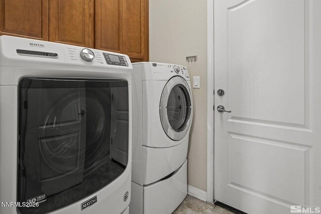 Building Photo - 735 Sienna Park Dr