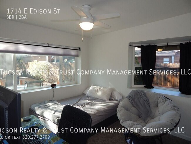 Building Photo - 1714 E Edison St