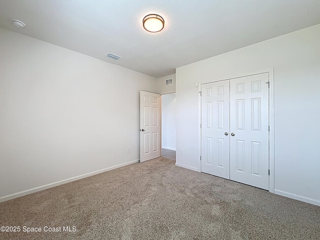 Building Photo - 870 Remington Green Dr SE