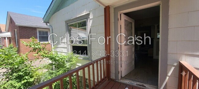 Building Photo - 7014 Greenway Ave
