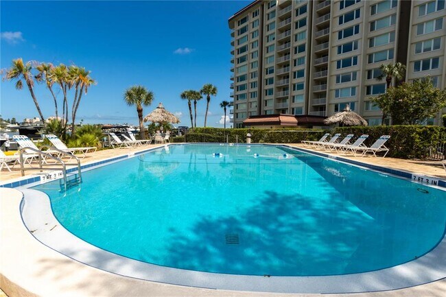 Building Photo - 700 Island Way