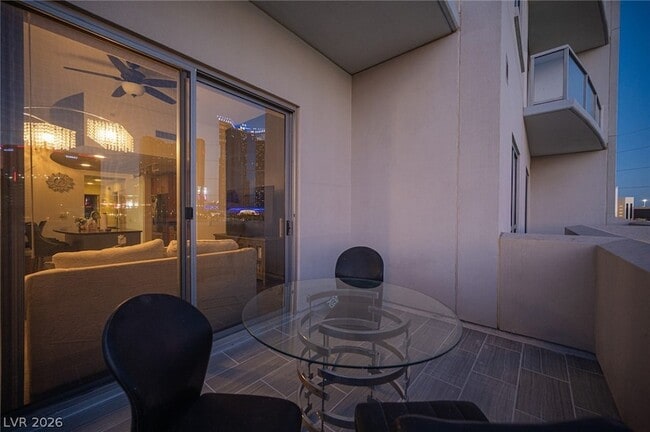 Building Photo - 200 W Sahara Ave