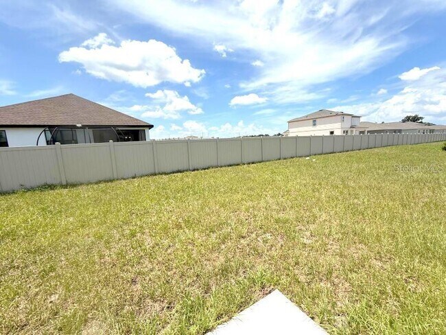 Building Photo - 38396 Pindos Dr