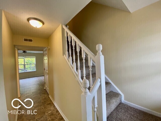 Building Photo - 6130 Tybalt Ln