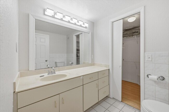 Building Photo - 134 Paddington Rd